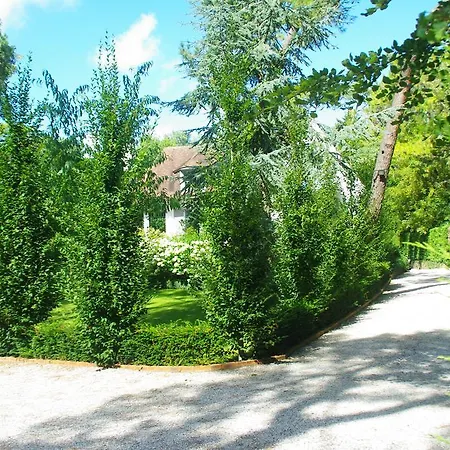 So Touquet Nocleg ze śniadaniem 4*